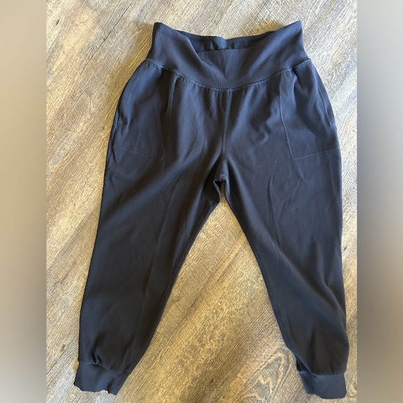 Athleta Salutation Ribbed Jogger Pants in black Size XL - Picture 14 of 16